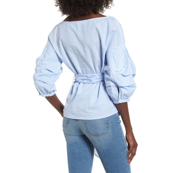 Socialite Bubble Sleeve Wrap Top (Size:L) - Picture 4 of 5